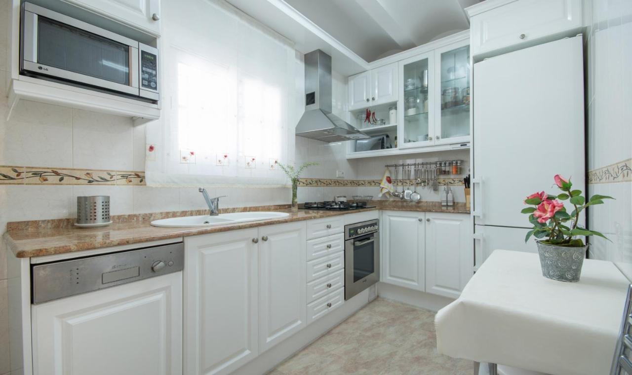 R17 Casa Merce Rodoreda Calafell Luaran gambar